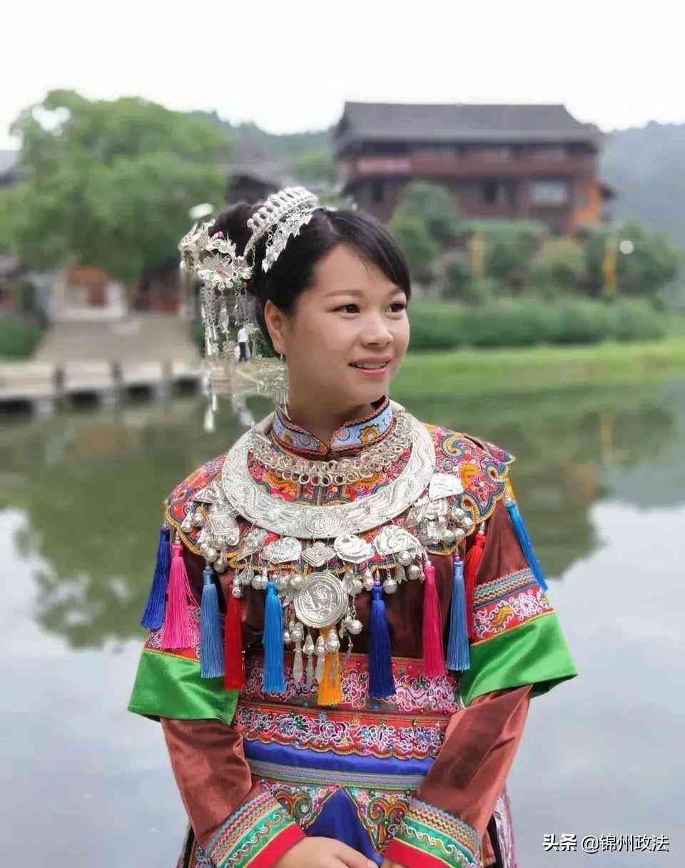 想开个银饰店去哪里拿货(纯银批发去哪里进货)