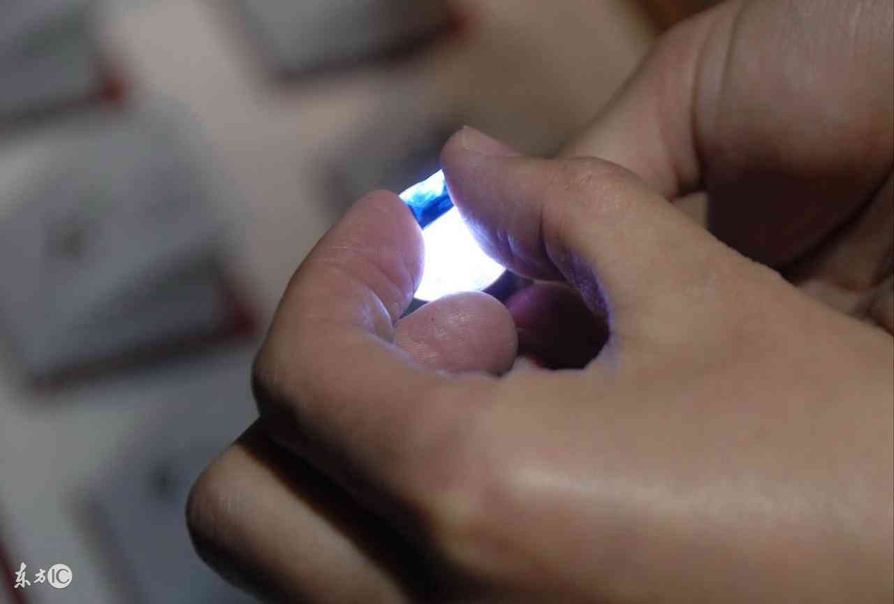 为什么选玉一定要缅甸玉?