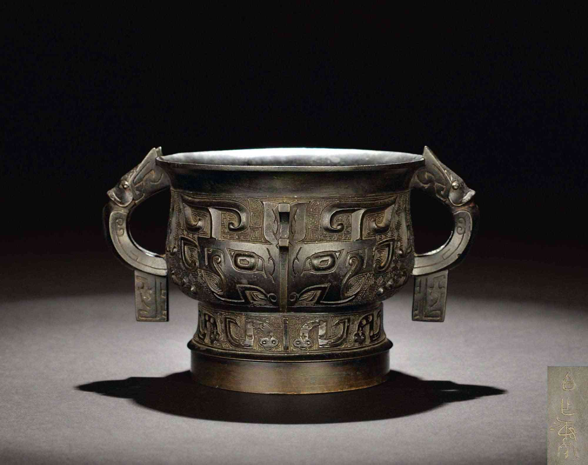 龙王的九个儿子，老大囚牛，老九貔貅