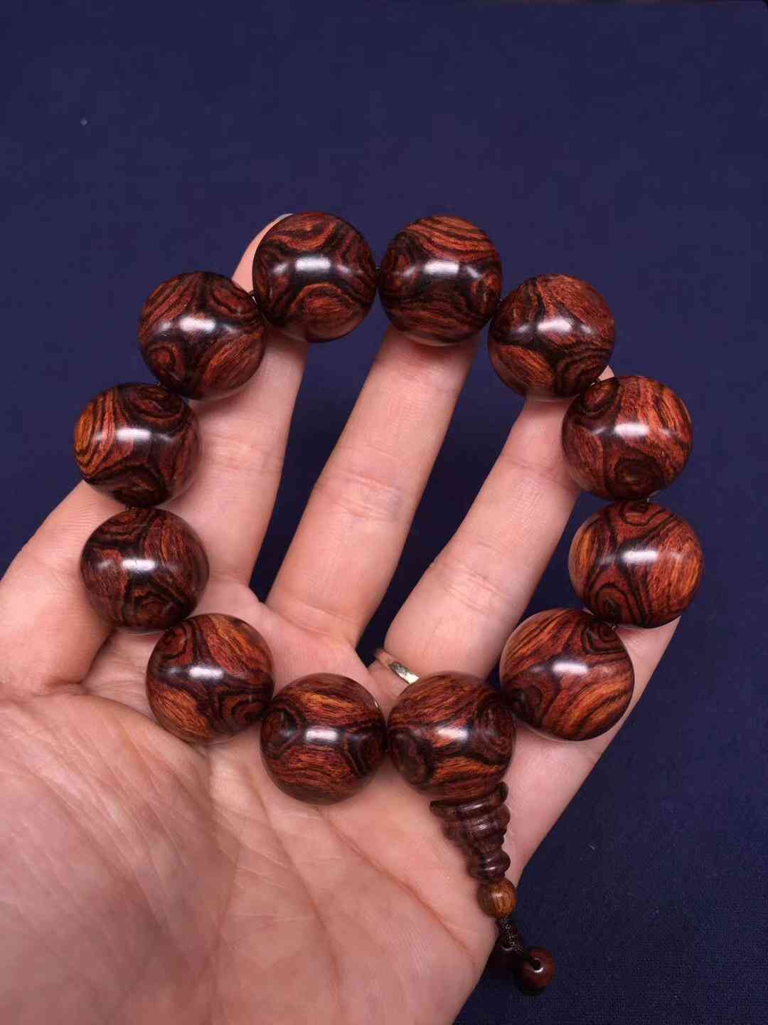 手串戴几颗合适？珠子颗数又有什么讲究？