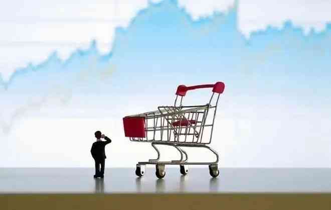 女生购买化妆品的决策过程(购买护肤品的决策过程)