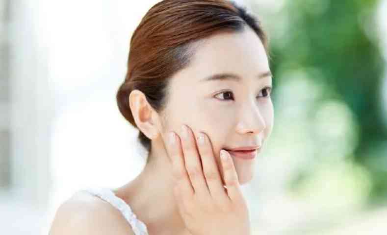 褪黑色素化妆品(褪黑色素的护肤品)