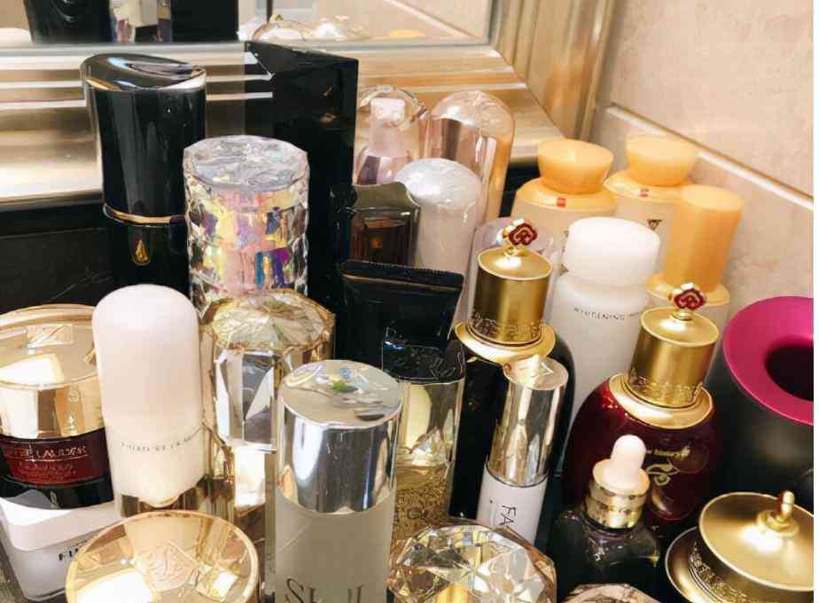 买化妆品不必要和必要一样(到底用化妆品好还是不用好)