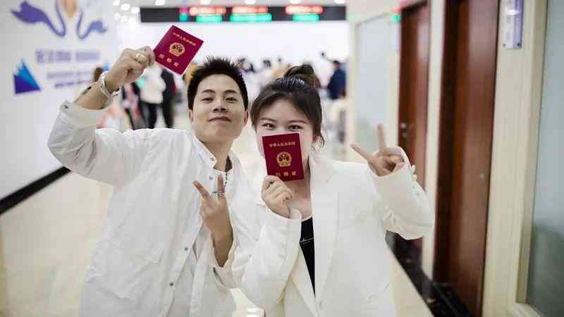 遵义男士化妆品店(一个山一个已经的已念什么)