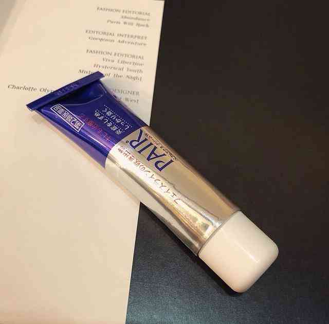 皮肤黄有痘适合什么化妆品(皮肤黄有痘适合什么化妆品呢)插图6