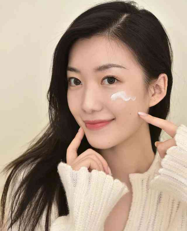 女生必买三种化妆品品牌(女生必买的大牌化妆品)插图6