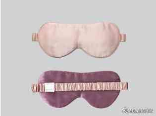 化妆品遮光帘图片真实图(遮光效果好的窗帘图片)