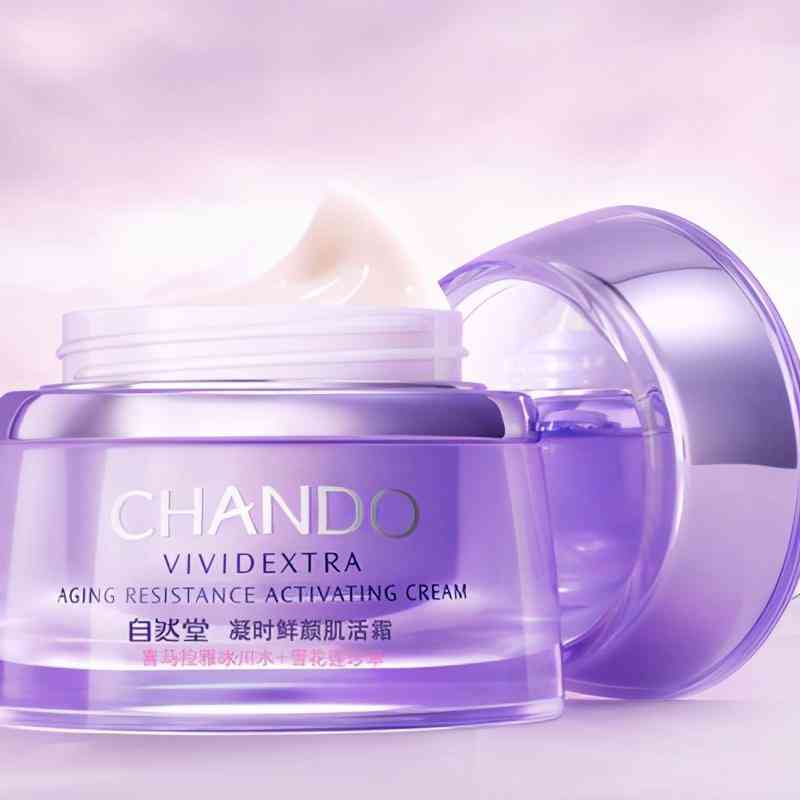 化妆品夏天在房间(化妆品放在房间好吗)