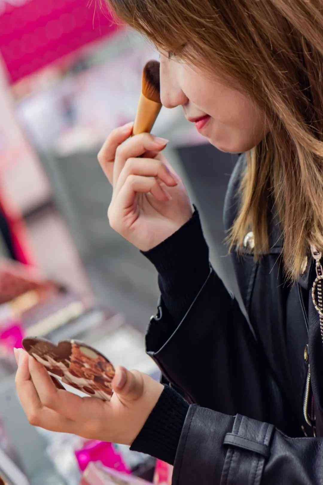 佛山化妆品全套推荐大牌(佛山化妆品全套推荐大牌店)插图35