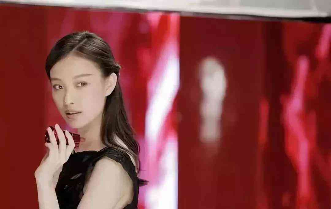 透水混凝土和女生化妆品(透水混凝土和女生化妆品有关系吗)插图1 透水混凝土和女生化妆品(透水混凝土和女生化妆品有关系吗)插图1