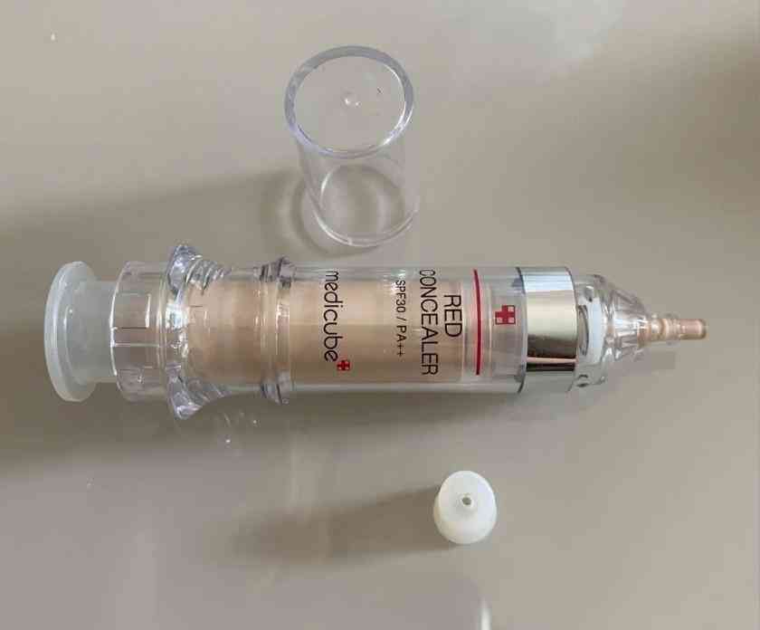 瑕疵皮大毛孔化妆品能用吗(瑕疵皮大毛孔化妆品能用吗女生)插图9