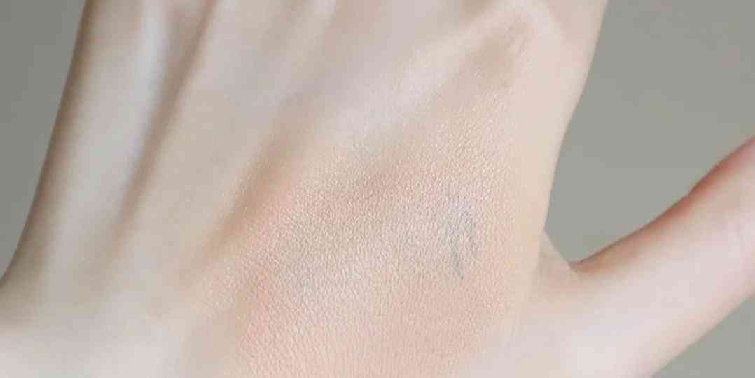 瑕疵皮大毛孔化妆品能用吗(瑕疵皮大毛孔化妆品能用吗女生)插图19