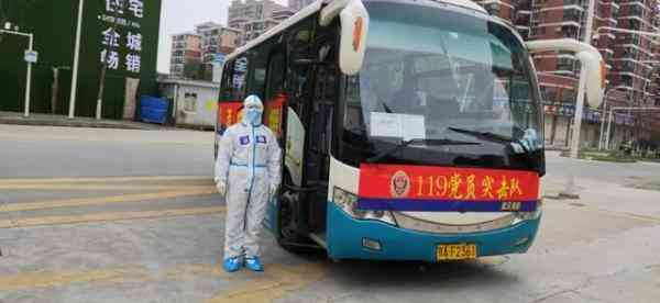 威娜化妆品收纳盒桌面推荐(桌面化妆品收纳盒教程)