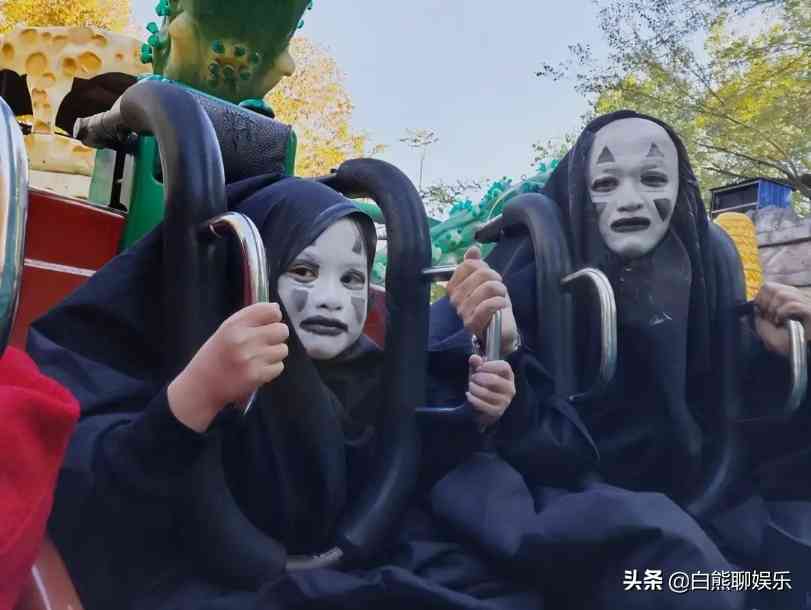 无脸男化妆品视频(无脸男仿妆图片)插图3 无脸男化妆品视频(无脸男仿妆图片)插图3