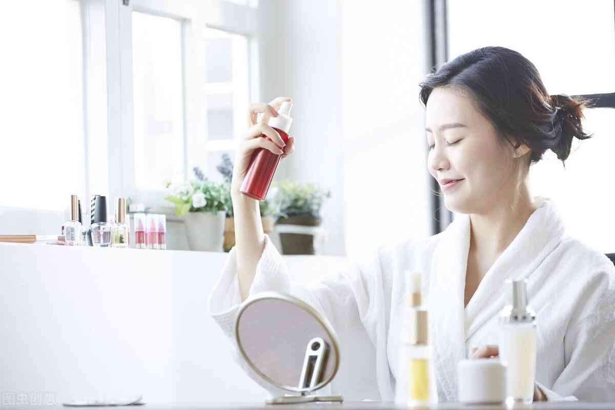 晒桌面化妆品修复教程图片(晒后修复护肤品怎么用)插图1 晒桌面化妆品修复教程图片(晒后修复护肤品怎么用)插图1