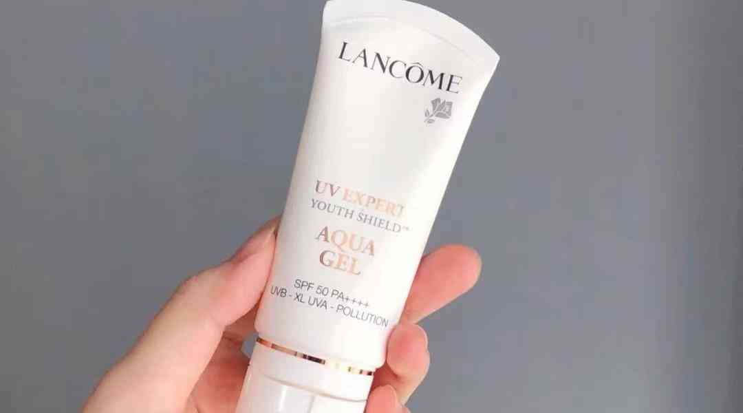 有没有保湿又防晒的化妆品(化妆品防晒霜哪个好用)插图2