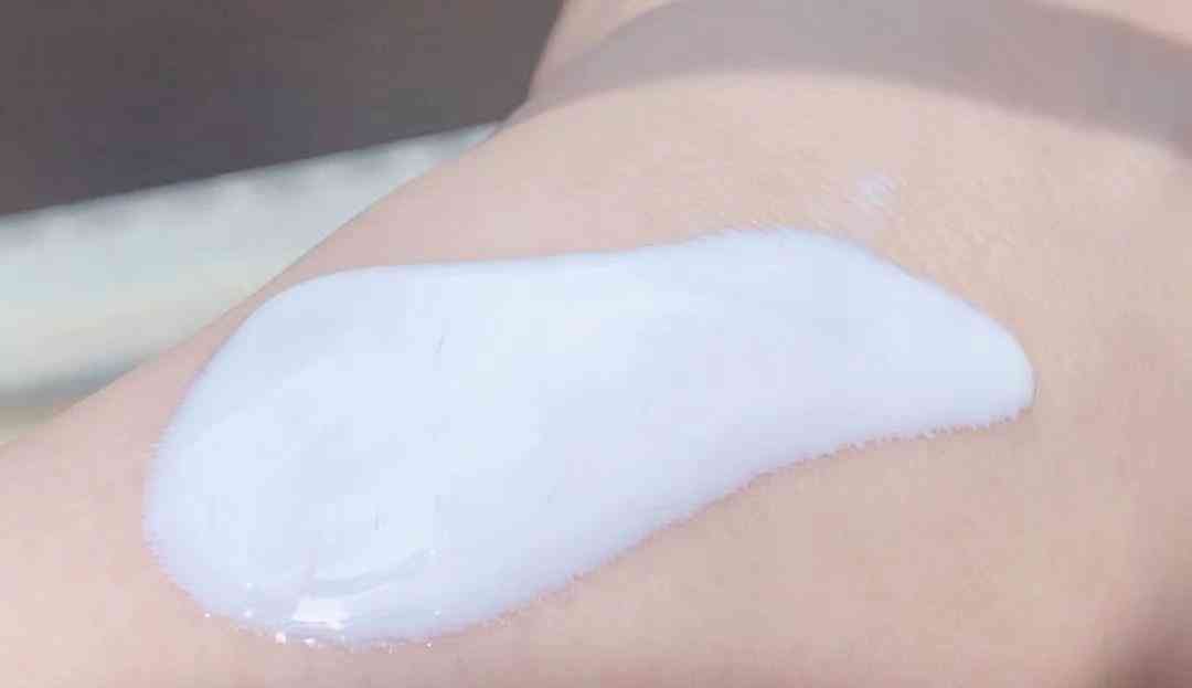 有没有保湿又防晒的化妆品(化妆品防晒霜哪个好用)插图9