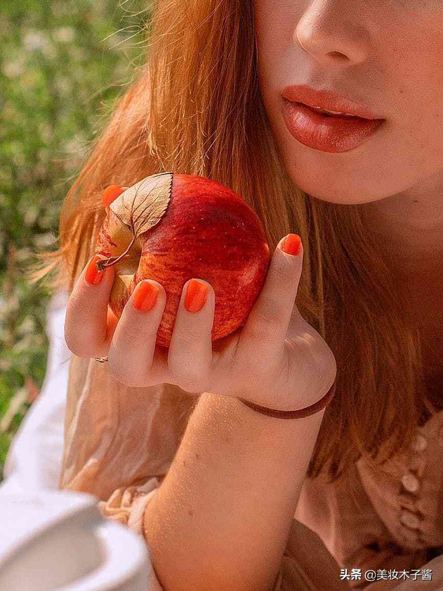 女生随身用什么化妆品好看(女生用什么样的化妆品比较好)插图8