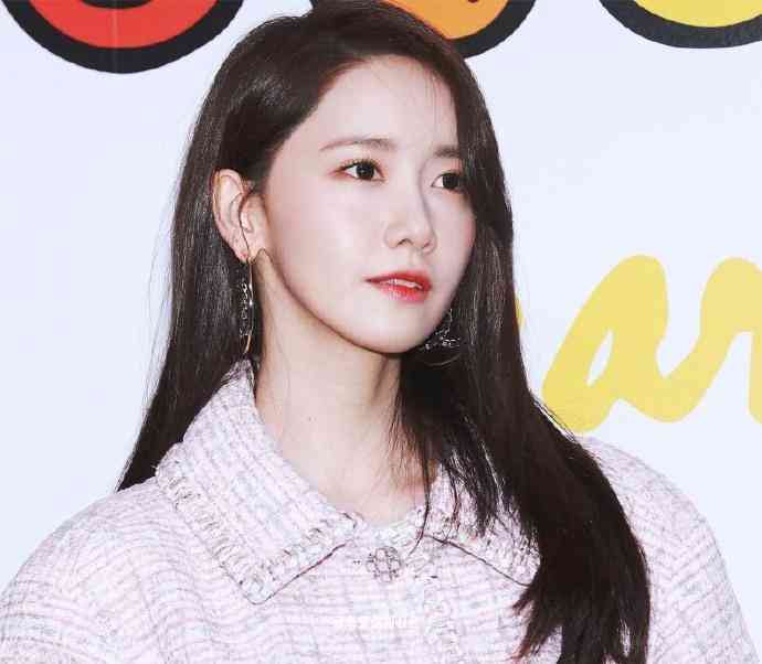 林允儿香奈儿化妆品广告(林允香奈儿彩妆护肤大使)插图4