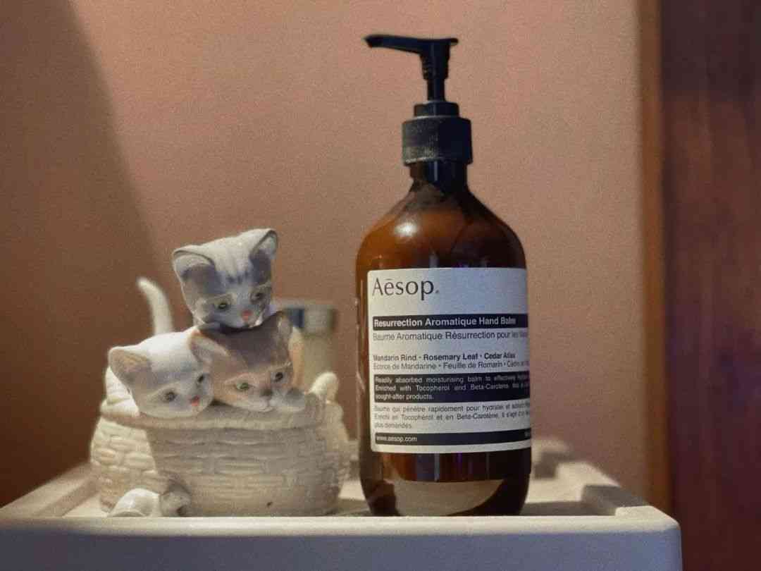 额头黑用什么彩妆化妆品好(比较黑的人化妆用什么化妆品)插图30