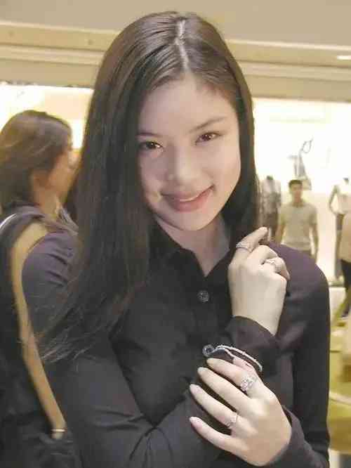 女人卖5万化妆品(女人卖5万化妆品怎么样)插图30