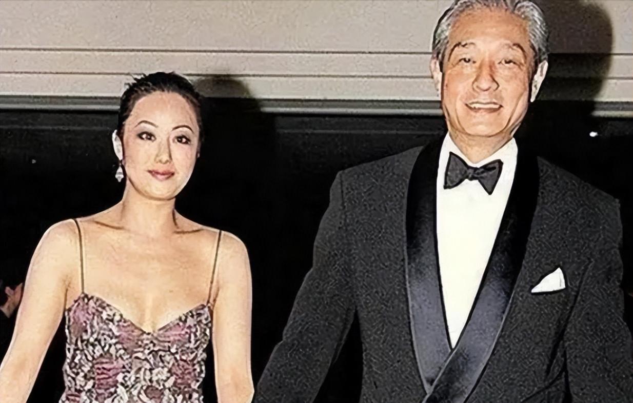 女人卖5万化妆品(女人卖5万化妆品怎么样)插图36