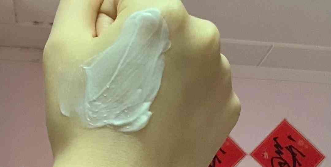 含化学成分少的化妆品(化妆品含哪些成分不好)插图9