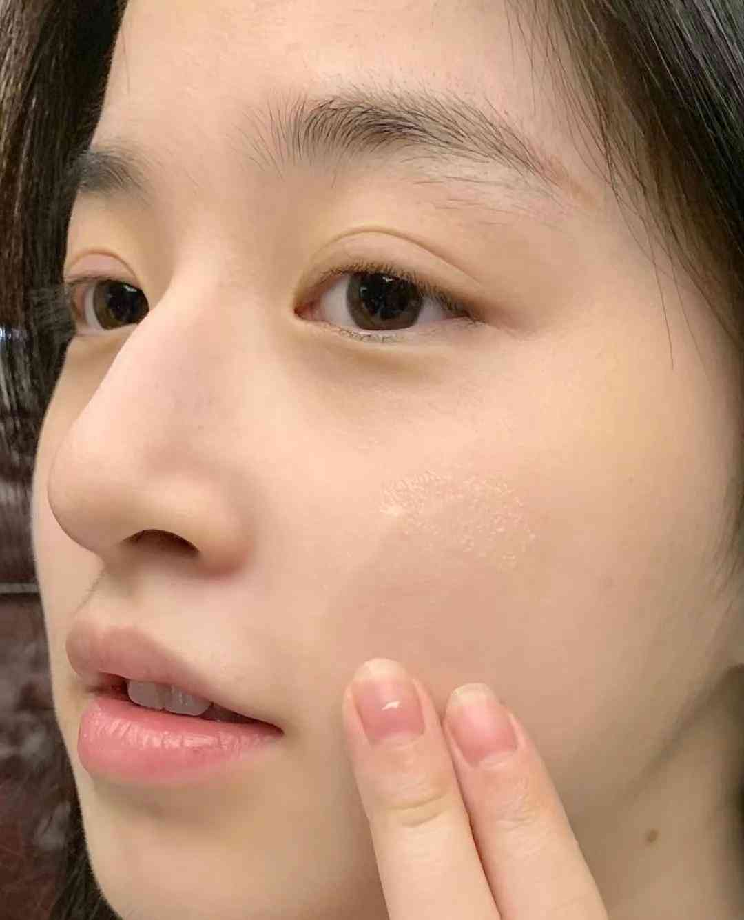 大牌化妆品的优缺点(大牌化妆品的优缺点是什么)插图4