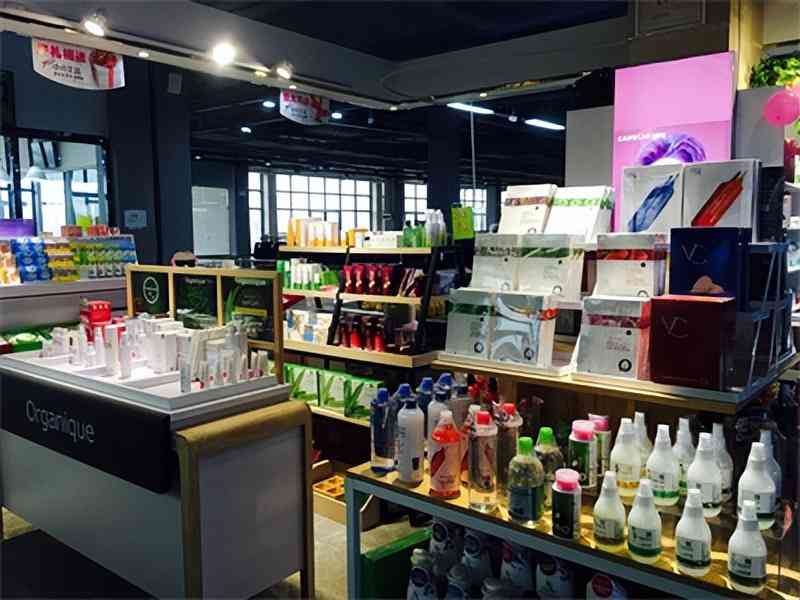 男人开化妆品店可以吗女人(男生开化妆品店要具备什么条件)插图1 男人开化妆品店可以吗女人(男生开化妆品店要具备什么条件)插图1
