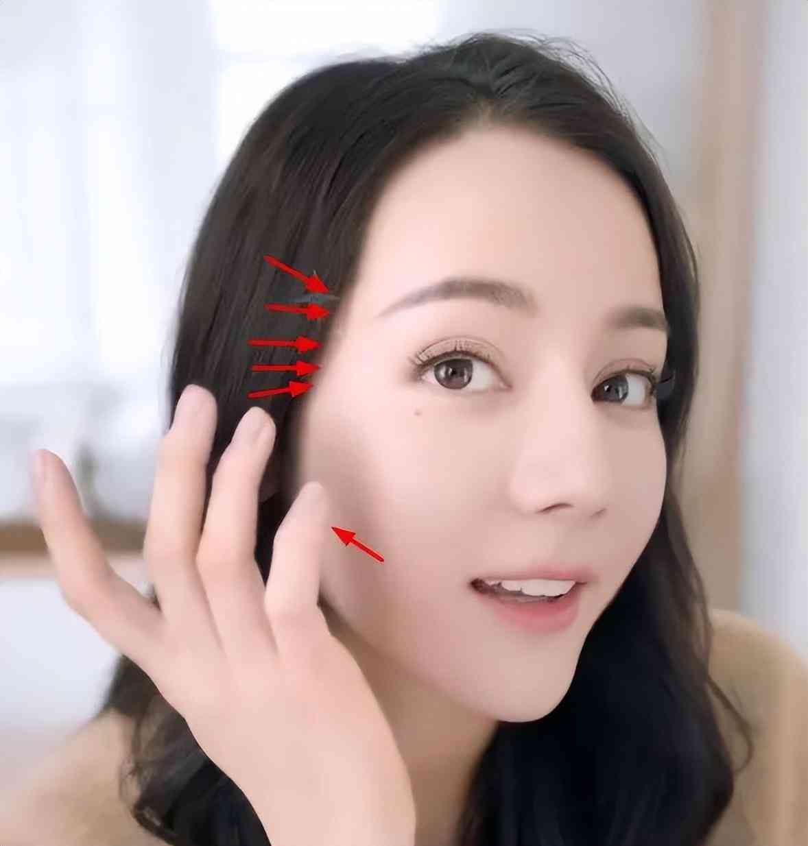 迪丽热巴的私人化妆品(迪丽热巴的私人化妆品牌子)插图10 迪丽热巴的私人化妆品(迪丽热巴的私人化妆品牌子)插图10