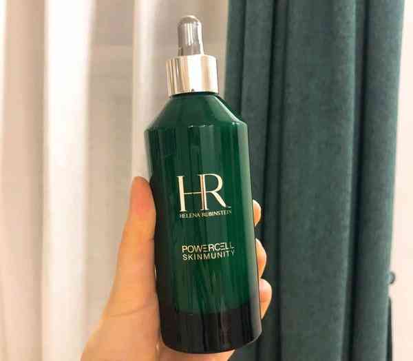 什么化妆品能随时补水(化妆补水用什么护肤品)插图3 什么化妆品能随时补水(化妆补水用什么护肤品)插图3