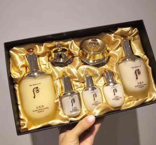 什么化妆品能随时补水(化妆补水用什么护肤品)插图4 什么化妆品能随时补水(化妆补水用什么护肤品)插图4