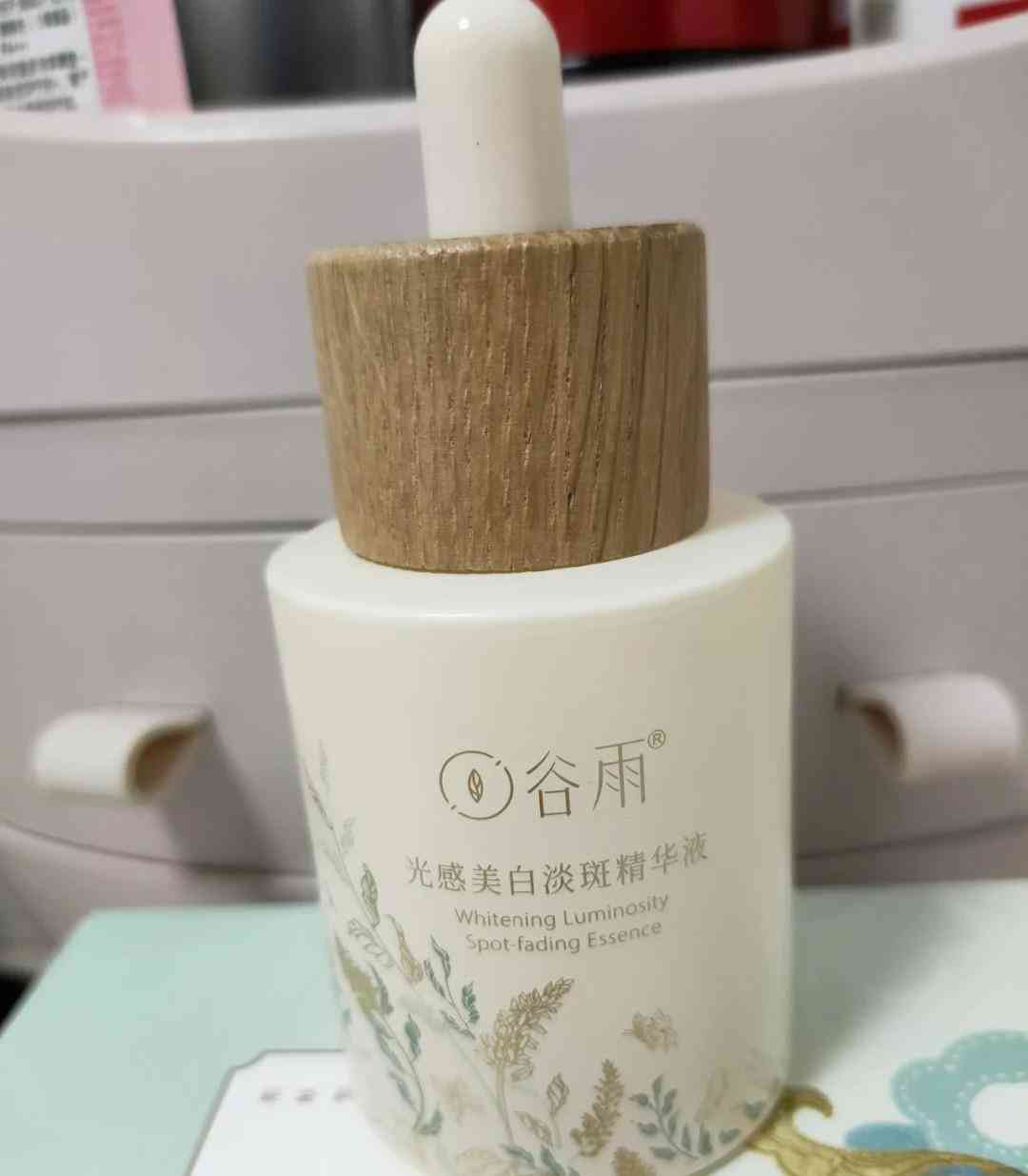 男生显脸白化妆品品牌推荐(男生显脸白化妆品品牌推荐一下)插图1
