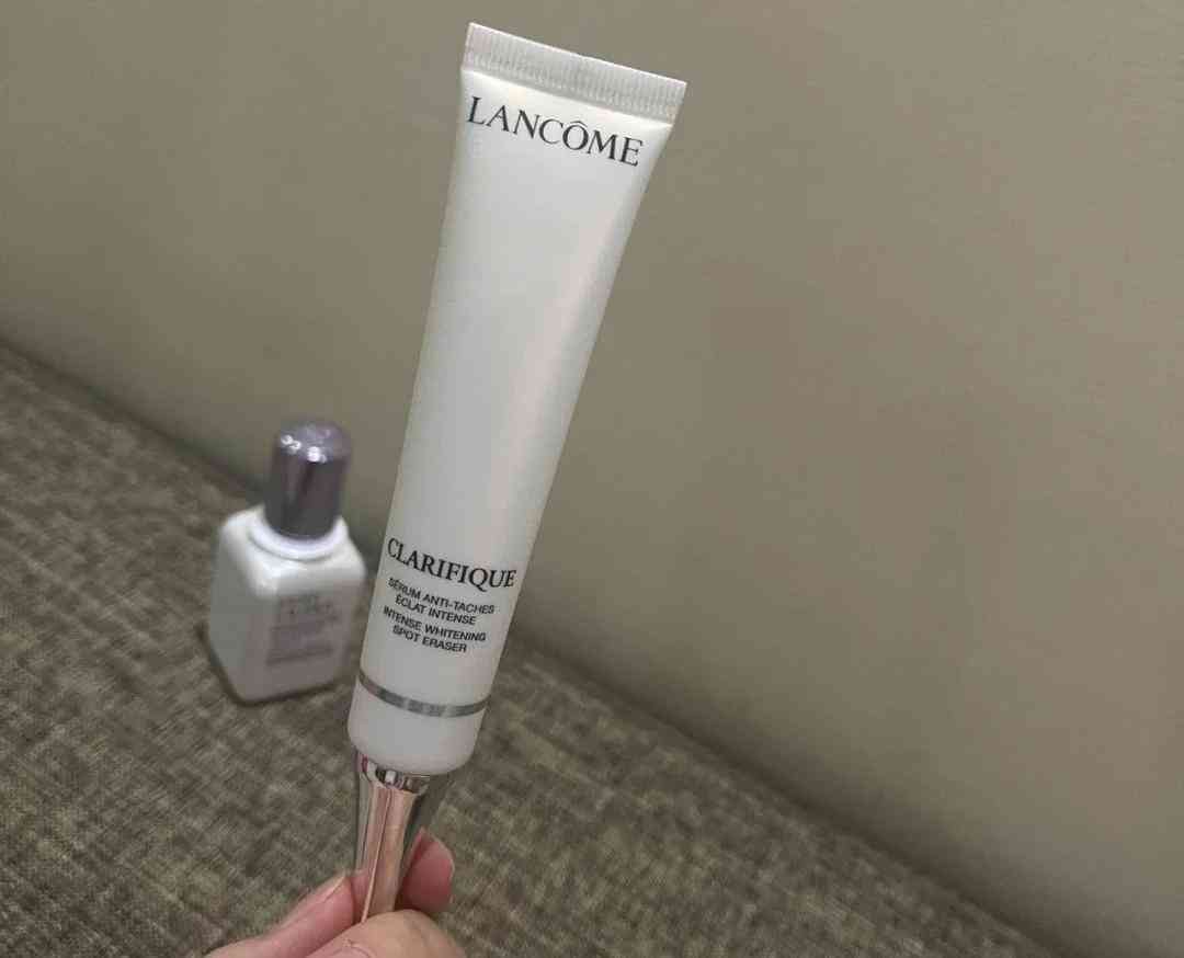 男生显脸白化妆品品牌推荐(男生显脸白化妆品品牌推荐一下)插图6