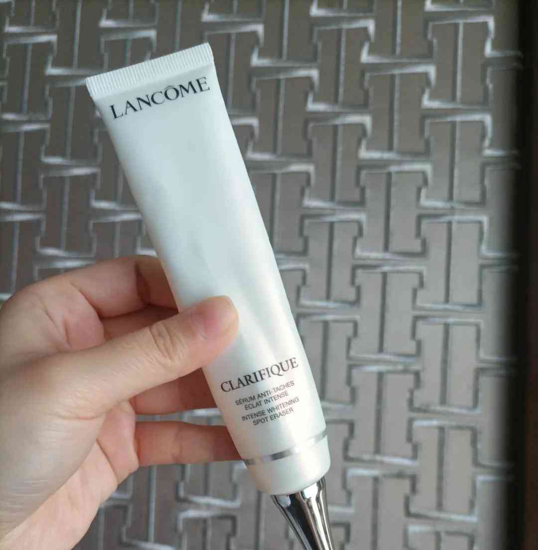 男生显脸白化妆品品牌推荐(男生显脸白化妆品品牌推荐一下)插图7