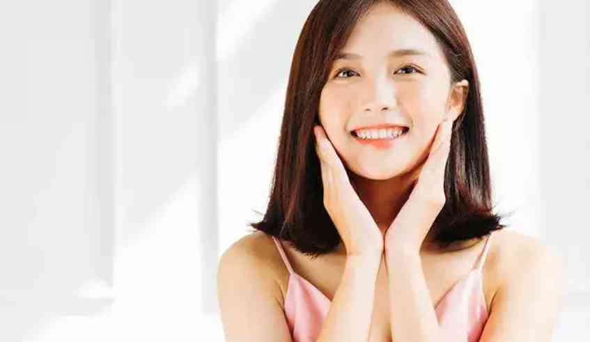 黄皮肤化妆品全套(黄皮肤适合用什么化妆品)