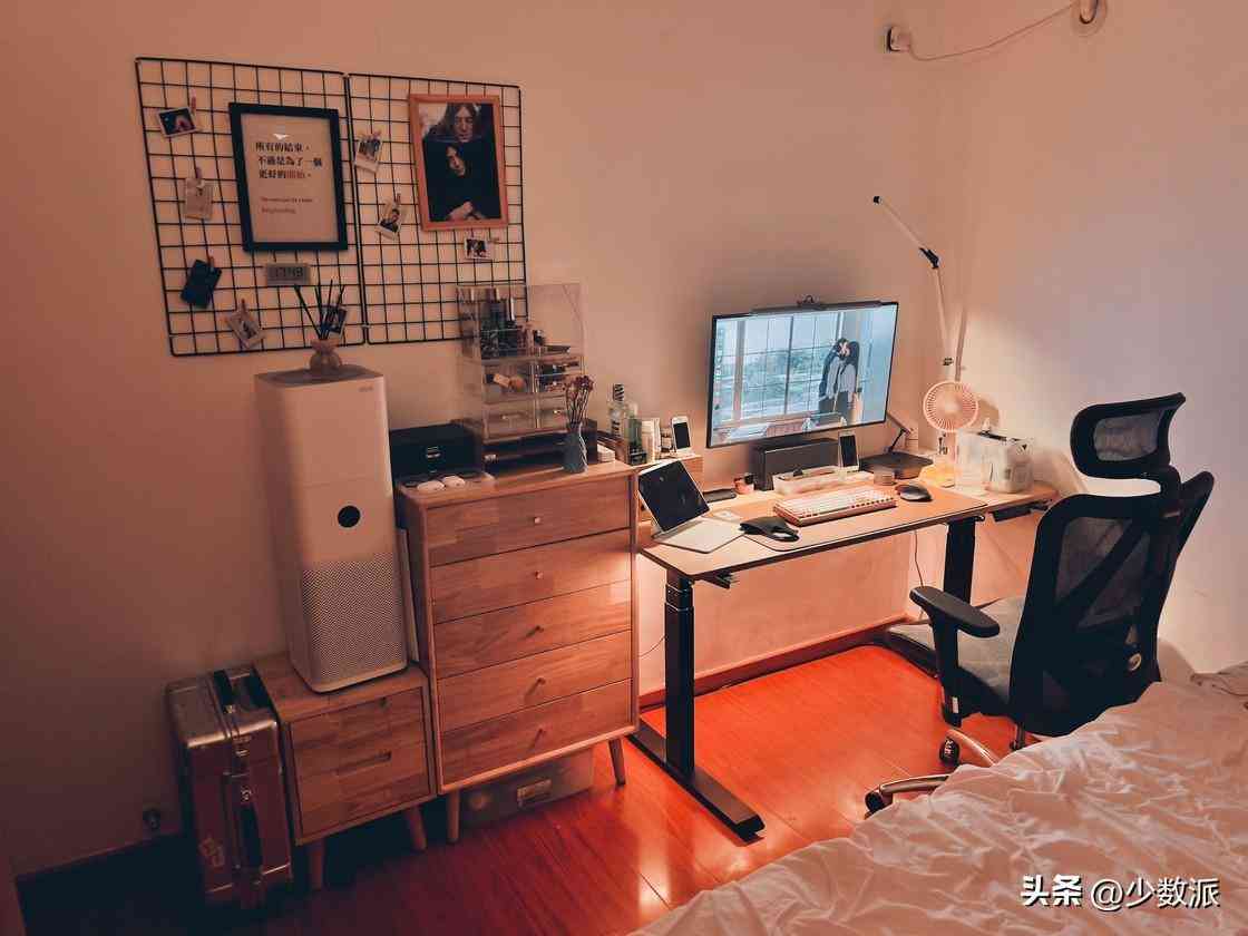 桌面化妆品收纳原木色桌子(网红木质桌面整理化妆品收纳盒)插图3