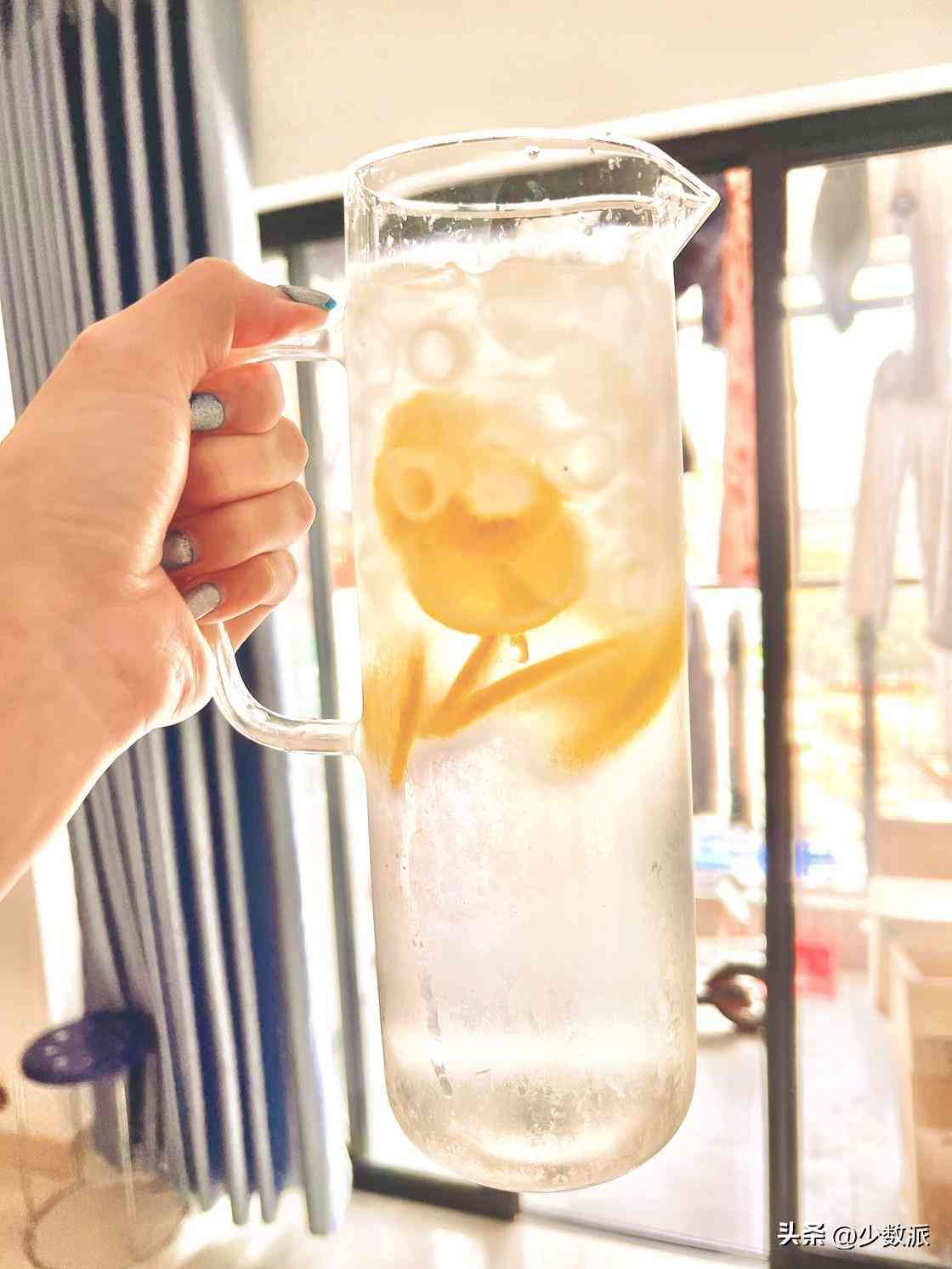 桌面化妆品收纳原木色桌子(网红木质桌面整理化妆品收纳盒)插图14