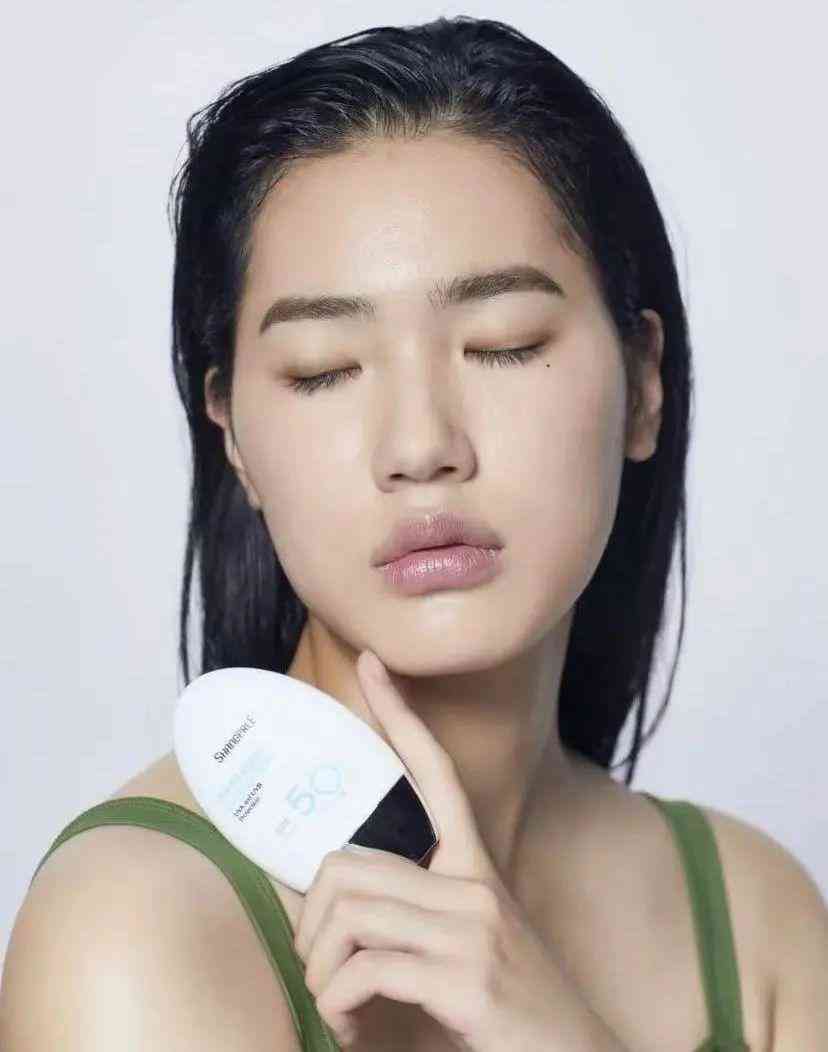 什么是可以一起用的化妆品(各种品牌的化妆品可以一起用吗)插图16 什么是可以一起用的化妆品(各种品牌的化妆品可以一起用吗)插图16