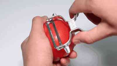 化妆品上面残留怎么去除(化妆品残留在脸上怎么办)插图5