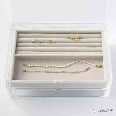 网红化妆品收纳盒小号多大(化妆收纳盒一般哪里有卖)插图5 网红化妆品收纳盒小号多大(化妆收纳盒一般哪里有卖)插图5