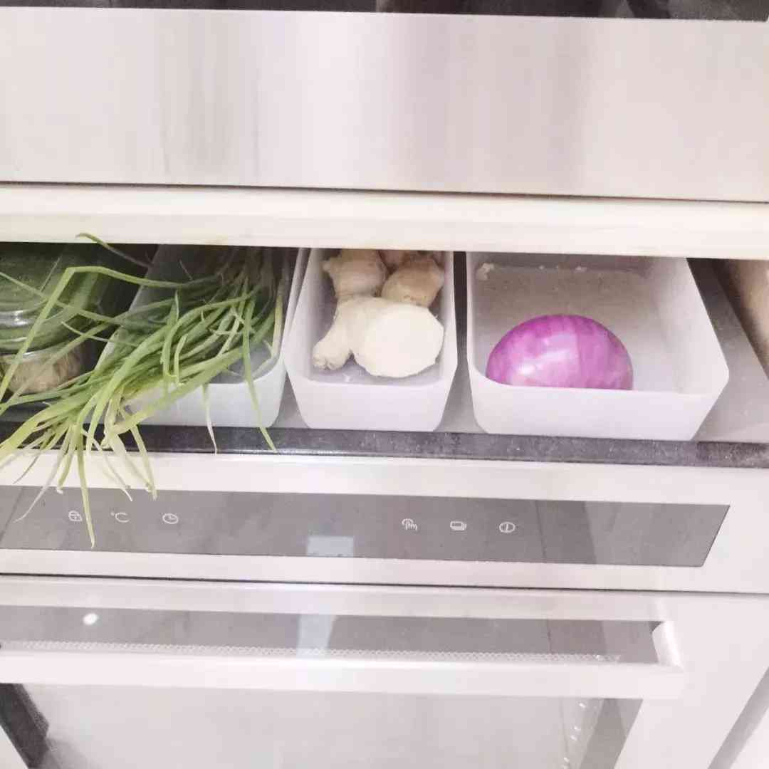 网红化妆品收纳盒小号多大(化妆收纳盒一般哪里有卖)插图20 网红化妆品收纳盒小号多大(化妆收纳盒一般哪里有卖)插图20