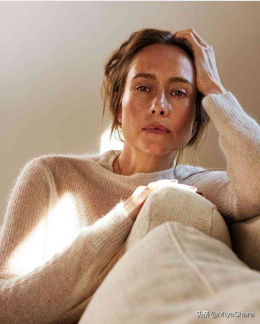 化妆品不当长痘该怎办(乱用化妆品导致长痘)插图3