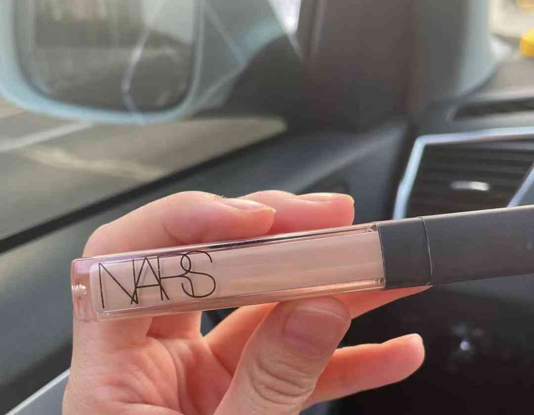 遮瑕化妆品品牌排行榜(遮瑕霜品牌排行榜)插图5 遮瑕化妆品品牌排行榜(遮瑕霜品牌排行榜)插图5