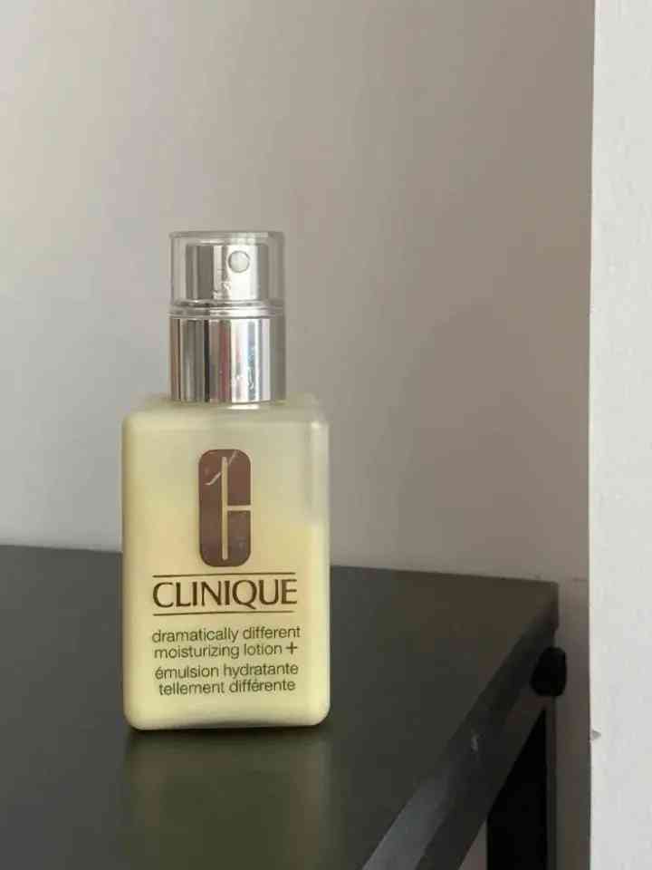 哪种化妆品不伤身体护肤(哪种化妆品不伤身体护肤用)插图1