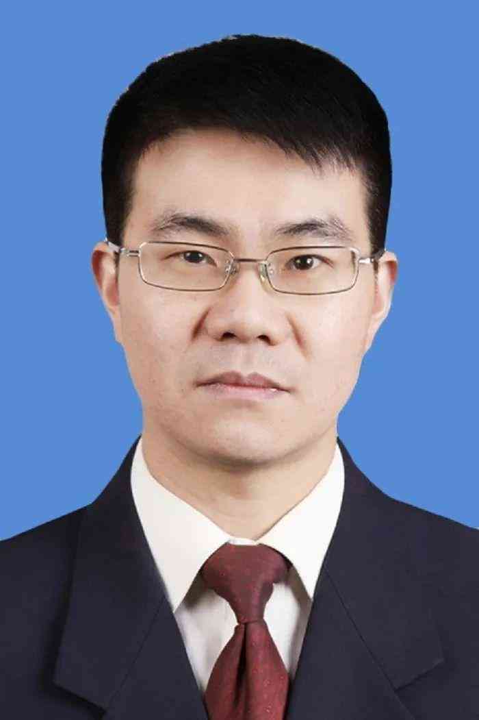 椒江区化妆品展柜厂电话(化妆箱批发厂家)插图2