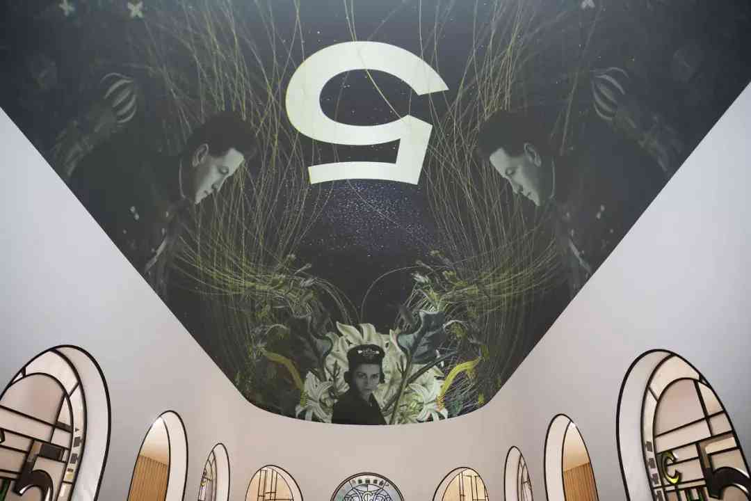 香奈儿化妆品怎么没封口(香奈儿香水没有塑封)插图14