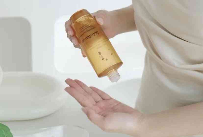 家里妈妈的化妆品怎么样(妈妈买化妆品)插图4