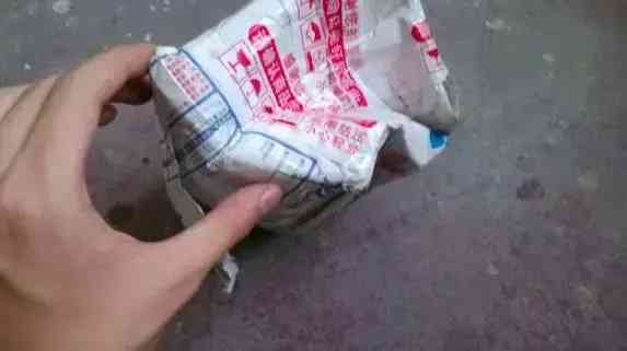 贵重物品化妆品快递暴力(化妆品发什么快递安全)插图9 贵重物品化妆品快递暴力(化妆品发什么快递安全)插图9