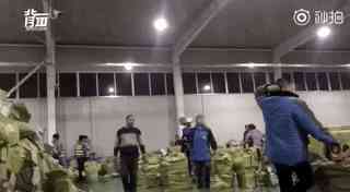 贵重物品化妆品快递暴力(化妆品发什么快递安全)插图15 贵重物品化妆品快递暴力(化妆品发什么快递安全)插图15